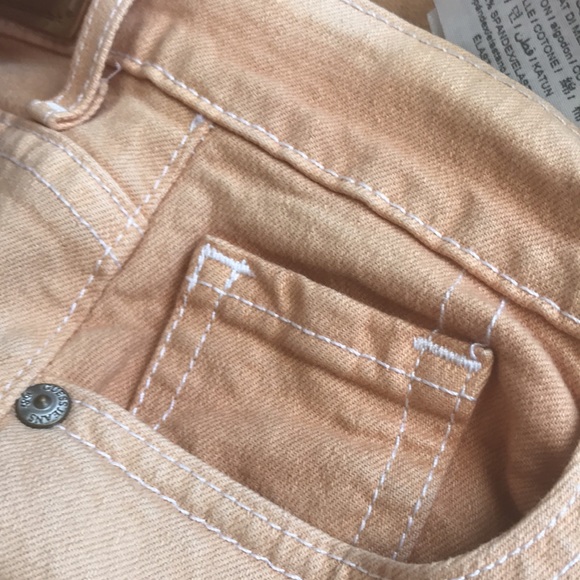 EUC Guess Jeans - Picture 6 of 6